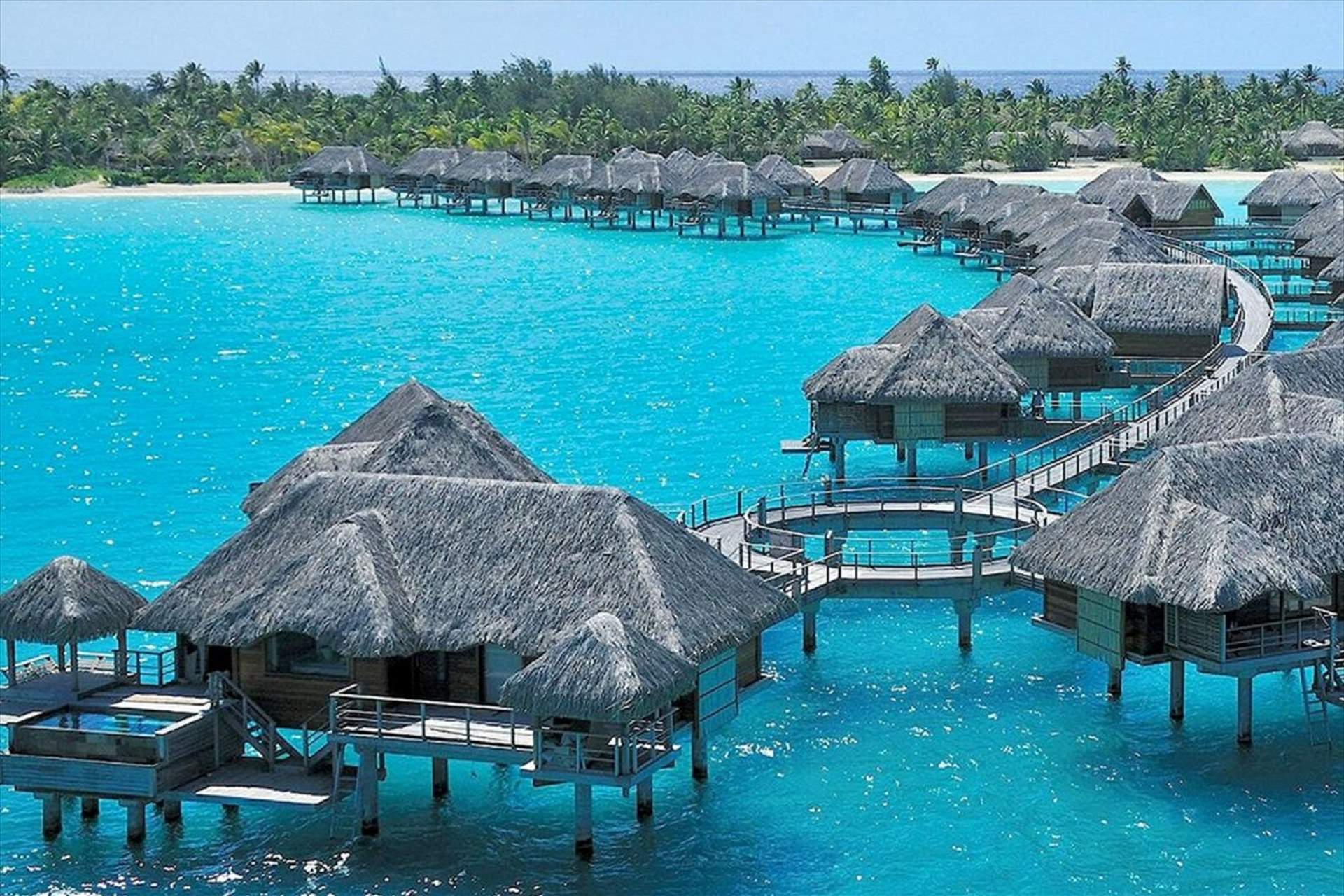 Four Seasons Resort Bora Bora